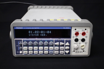 DL20606-1/2digit 1000V 3A USB DMM