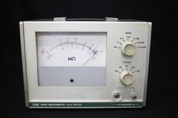 SM-5ESuper Megohm Meter