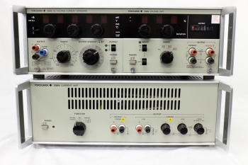 2560-44DC Calibrator
