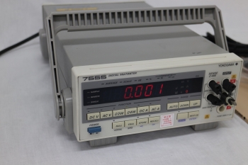 75555-1/2 Multimeter