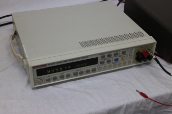 R8340A1000V Ultra High Resistance Meter