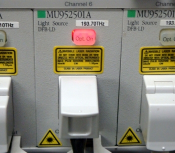 MU952501A1550-1551nm +10dBm DFB-LD Light Source