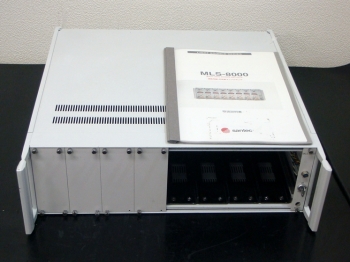 MLS-8000 MultiLight Source Unit Rack