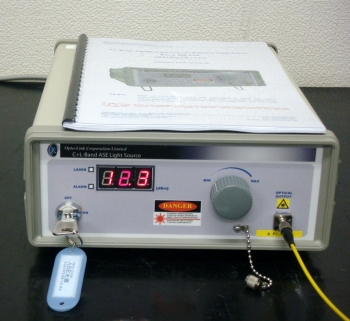 OLS15CLGB-15-FAASE C&L-Band Light Source