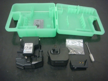 CT-30High Presicion Fiber Cleaver