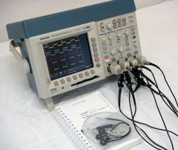 TDS3054B500MHz 4ch Oscilloscope