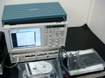 DSA8200Digital Serial Analyzer
