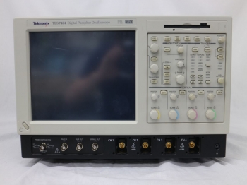 TDS74044GHz Digital Phosphor Oscilloscope