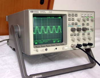 54601ADC-100MHz 4ch 2mV Digital Oscilloscope