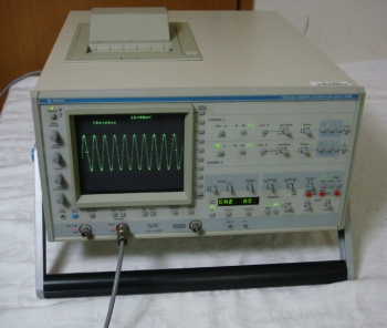 4096DC-200MHz 2ch 1.6GS/s Digital Oscilloscope