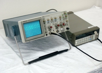 2235 Oscilloscope