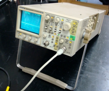VP-5610A100MHz 2ch Analog Oscilloscope