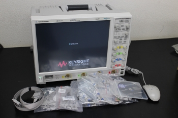MSO9254A /009DC-2.5GHz 4ch＋16ch 20Gs/s 20MW Digital Oscilloscope