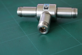11549ADC-1GHz Power Divider Spliter