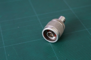 UG-201A/UN(m)-BNC(f) adapter
