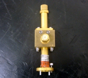 47344H-120050-75GHz WR15 Waveguide Mixer