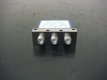 CCR-33S30DC-18GHz 12V SPDT Switch