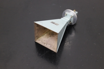 5A42012GHz Horn antenna