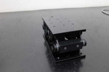 LJA-80133Z-Axial stage