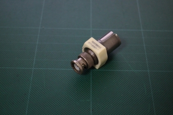 017-0083-00GR874 BNC(m) Feed through 50ohm