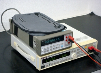 R614560V 1A Voltage/Current Source 