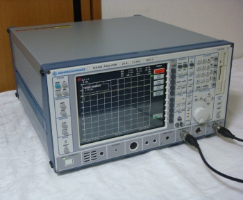 FSIQ3 K10/K11/B4/B5/B8 20Hz-3.5GHz Spectrum Analyzer with TG