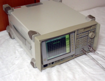 R3465 /15/61/73/769KHz- 8GHz Spectrum Modulation Analyzer