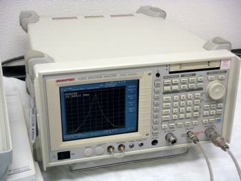 R3273 /01/02/10/21/62/74100Hz-26.5GHz Spectrum Analyzer WCDMA TG