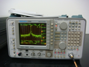 2782100Hz-33GHz Spectrum Analyzer