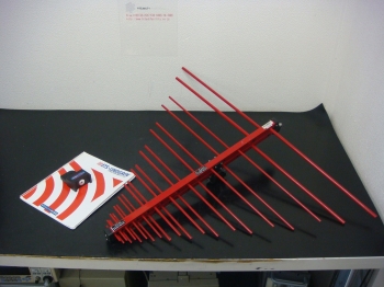 3148200MHz-2GHz Log Periodic Dipole Array Antenna
