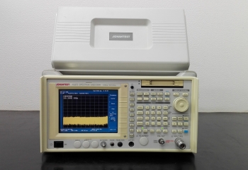 R3273 01/02/22/61/65/67100Hz-26.5GHz W-CDMA Bluetooth Spectrum Analyzer 