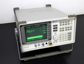 8562A9kHz-22GHz Spectrum Analyzer