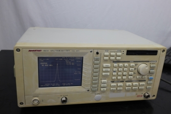 R3131 /74 3GHz Spectrum Analyzer TG