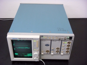 11402Digital Oscilloscope  Main-Frame
