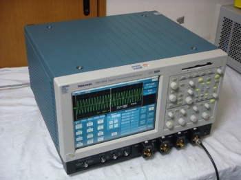 TDS 7254 /3M/ST/JT32.5GHz 20Gs/s 4ch 16M Digital Phosphor Oscilloscope