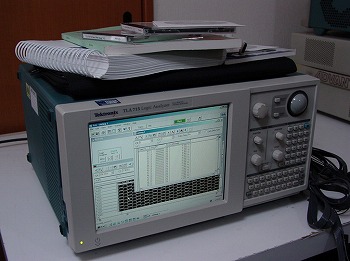  TLA715/1S+TLA7N1/1P Logic Analyzer